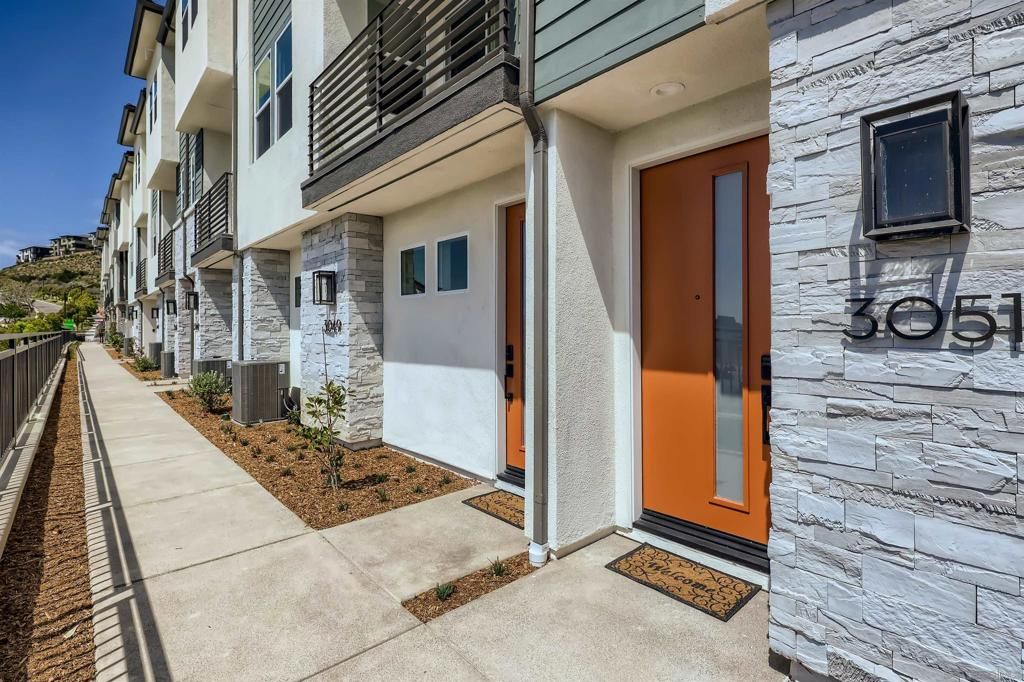 Image 7 of property listing at 3051 Marquee Way, San Diego, CA 92108