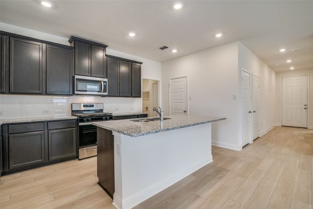 4014 Bedford Drive, Crandall, TX 75114