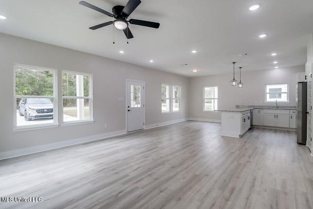 13498 Dee Avenue, Gulfport, MS 39503