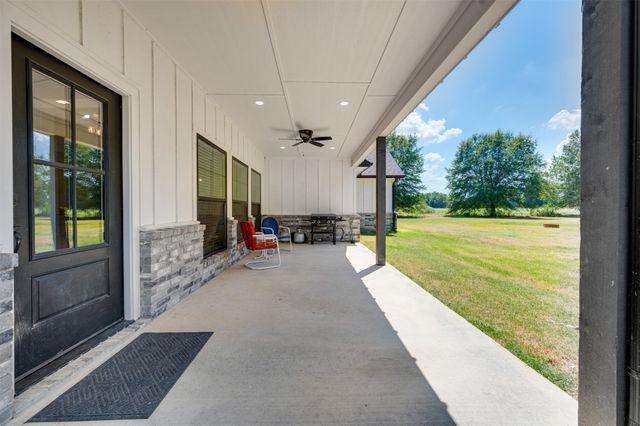 341 Private Road 44005, Blossom, TX 75416