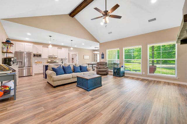 341 Private Road 44005, Blossom, TX 75416