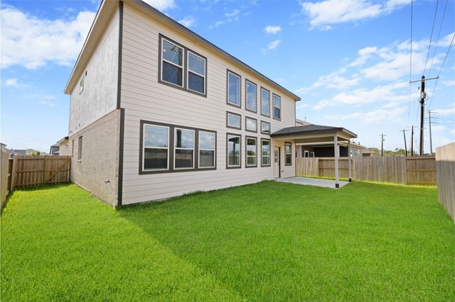 8322 Amethyst Valley Ln, Angleton, TX 77515