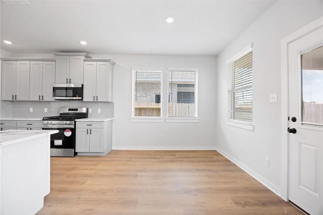 8322 Amethyst Valley Ln, Angleton, TX 77515