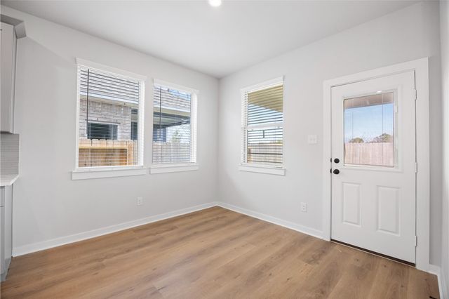 8322 Amethyst Valley Ln, Angleton, TX 77515