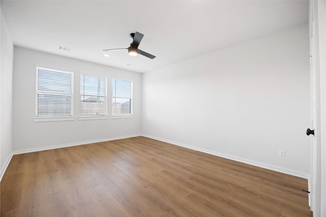 8322 Amethyst Valley Ln, Angleton, TX 77515