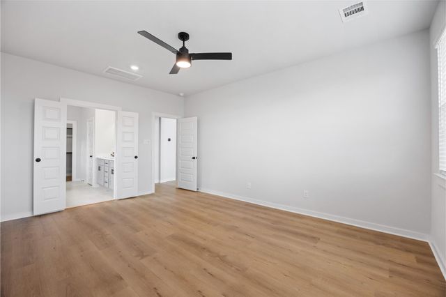 8322 Amethyst Valley Ln, Angleton, TX 77515