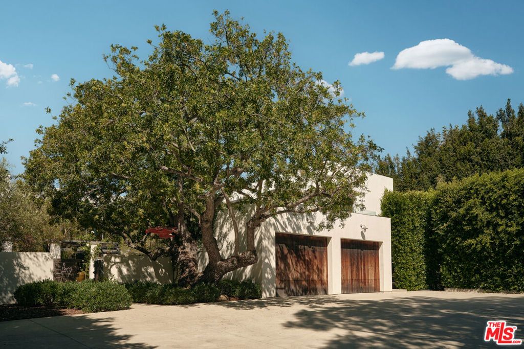 621 N Bonhill Road, Los Angeles, CA 90049 — photo 3