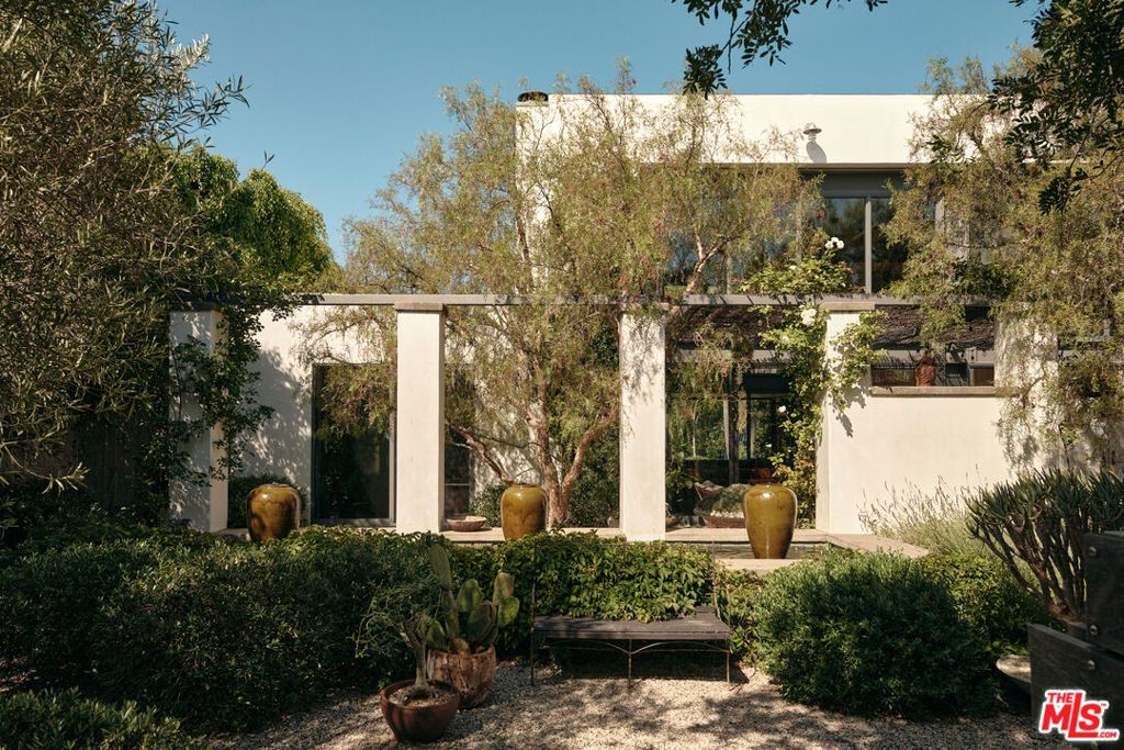 621 N Bonhill Road, Los Angeles, CA 90049 — photo 4