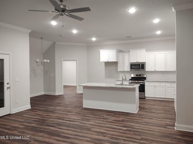 619 Westfield Drive, Pearl, MS 39208