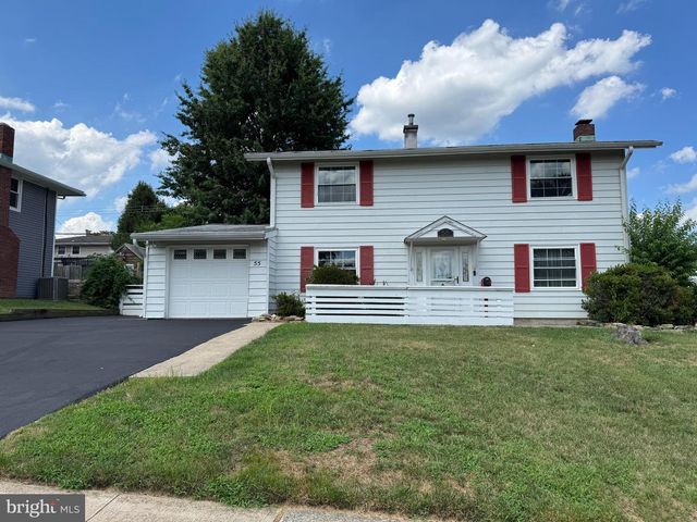 55 TWEED RD, Levittown, PA 19056