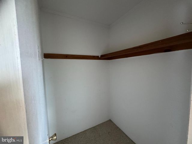 55 TWEED RD, Levittown, PA 19056