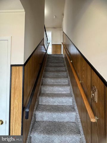 55 TWEED RD, Levittown, PA 19056