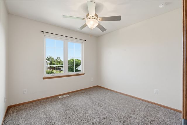 1009 Twilight Drive, North Liberty, IA 52317