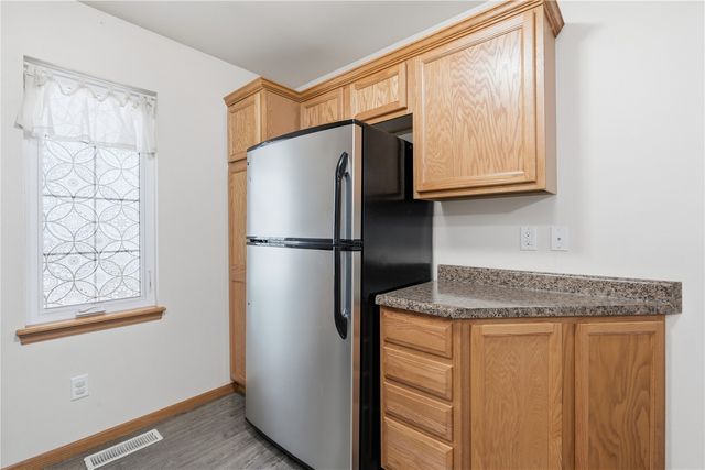 1009 Twilight Drive, North Liberty, IA 52317