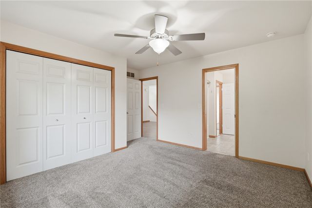 1009 Twilight Drive, North Liberty, IA 52317
