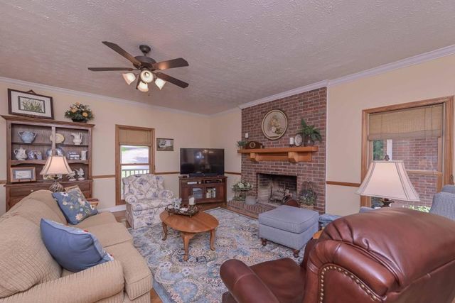 3743 JOHNSTON Road, Winston, GA 30187