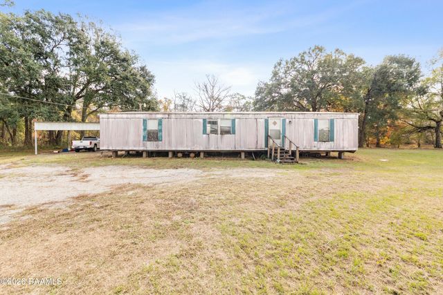 1036 Magenta Drive, Breaux Bridge, LA 70517