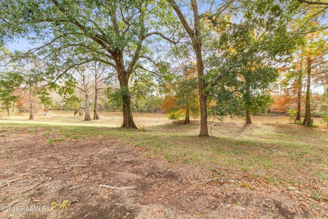 1036 Magenta Drive, Breaux Bridge, LA 70517