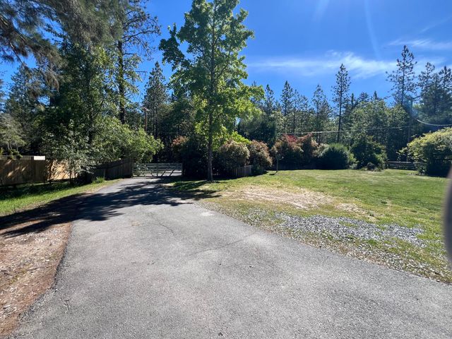 2970 Elk Lane, Grants Pass, OR 97527