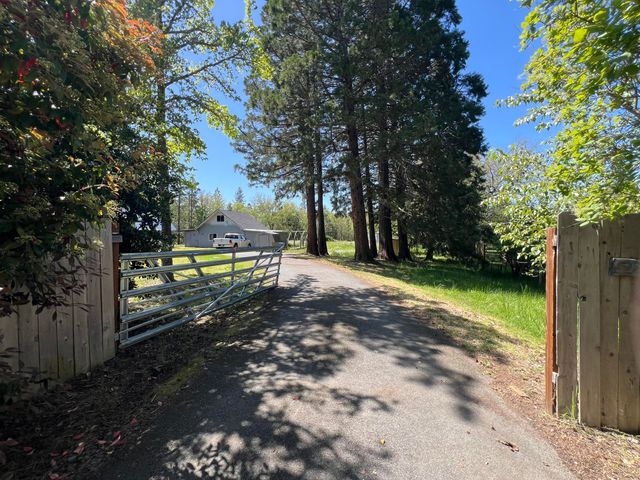 2970 Elk Lane, Grants Pass, OR 97527