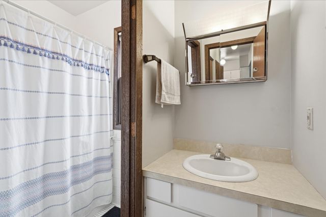 2303 22nd Avenue S, Minneapolis, MN 55404