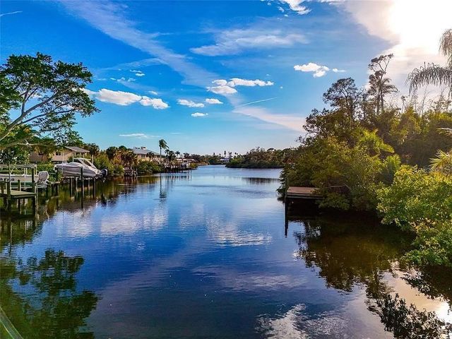 5116 ADMIRAL PLACE, Sarasota, FL 34231