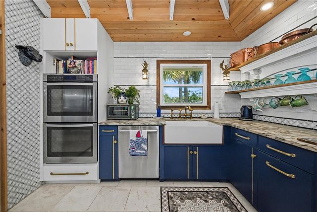 5116 ADMIRAL PLACE, Sarasota, FL 34231