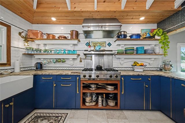 5116 ADMIRAL PLACE, Sarasota, FL 34231