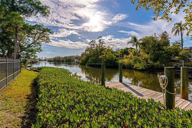 5116 ADMIRAL PLACE, Sarasota, FL 34231