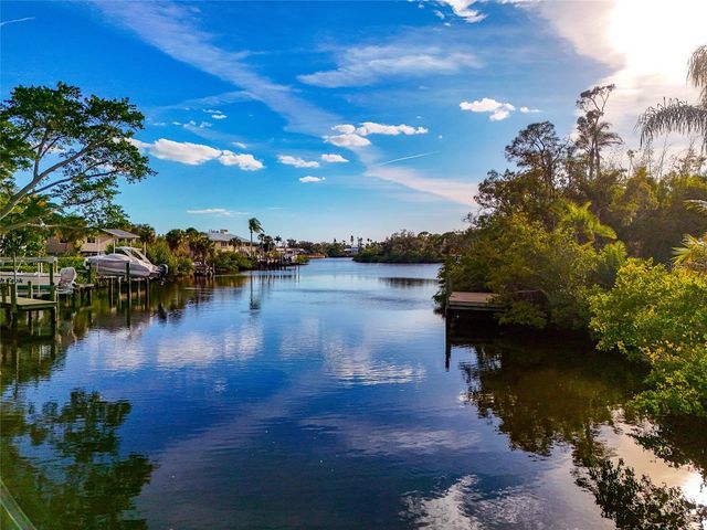 5116 ADMIRAL PLACE, Sarasota, FL 34231