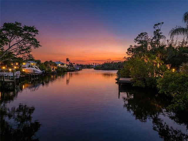 5116 ADMIRAL PLACE, Sarasota, FL 34231