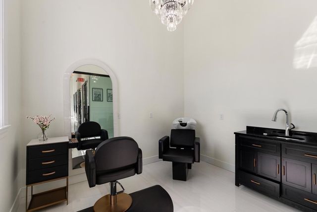 323 Main Street 5, Stoneham, MA 02180