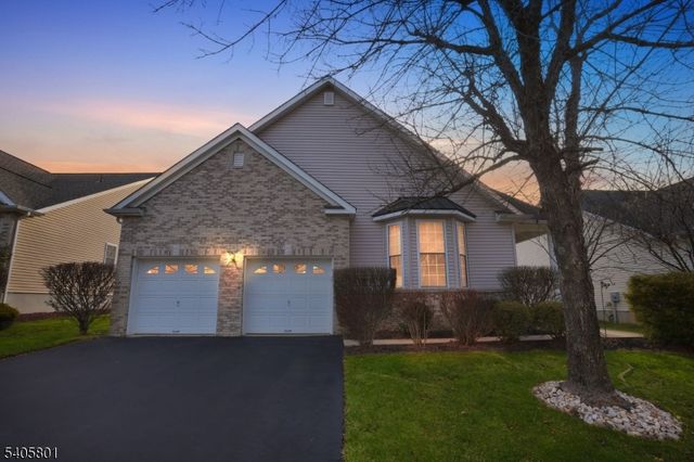 211 Bradwick Way, Marlboro Twp., NJ 07746