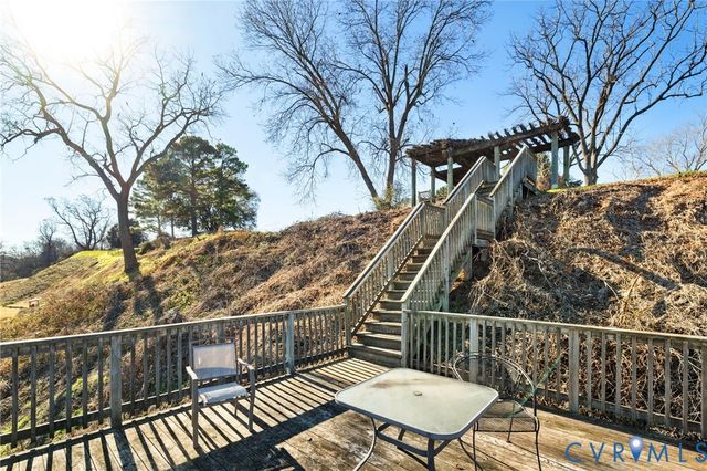 1209 Marl Bank Dr, North Prince George, VA 23860