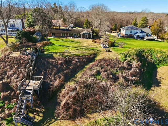 1209 Marl Bank Dr, North Prince George, VA 23860