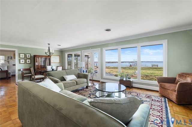 1209 Marl Bank Dr, North Prince George, VA 23860