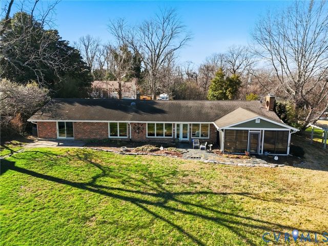 1209 Marl Bank Dr, North Prince George, VA 23860