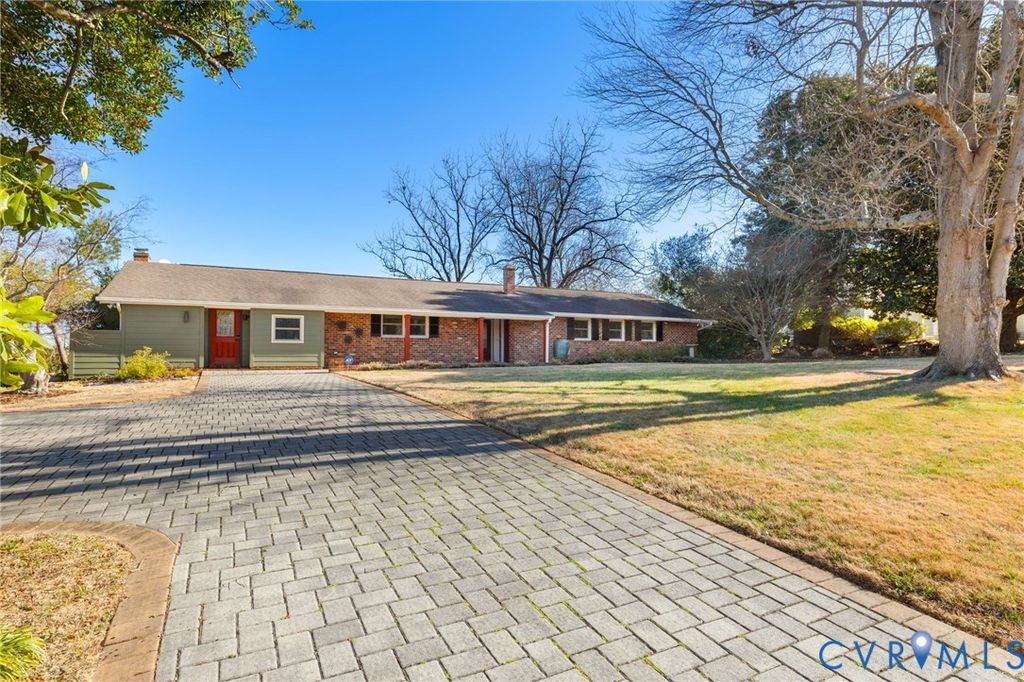 1209 Marl Bank Dr, North Prince George, VA 23860