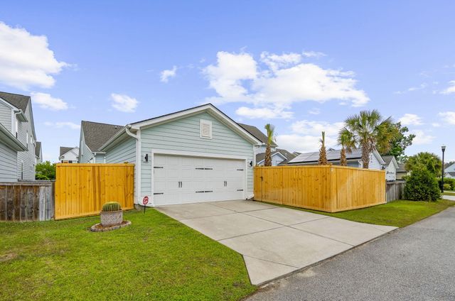 1822 Grovehurst Drive, Charleston, SC 29414