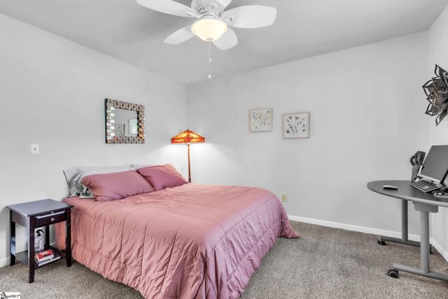 15 Hoedad Drive, Fountain Inn, SC 29644