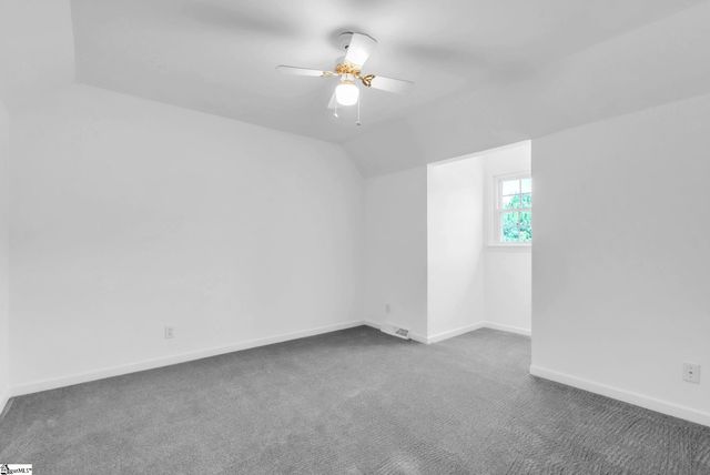 15 Hoedad Drive, Fountain Inn, SC 29644