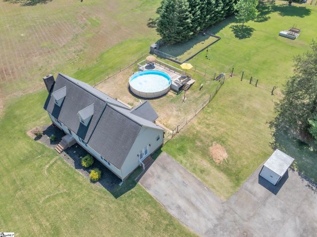 15 Hoedad Drive, Fountain Inn, SC 29644