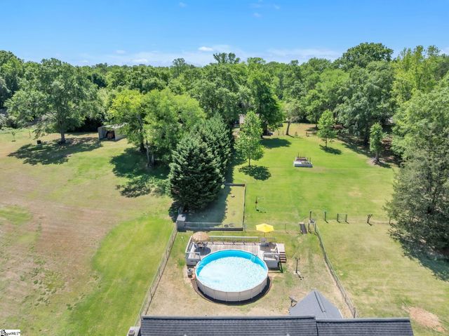 15 Hoedad Drive, Fountain Inn, SC 29644