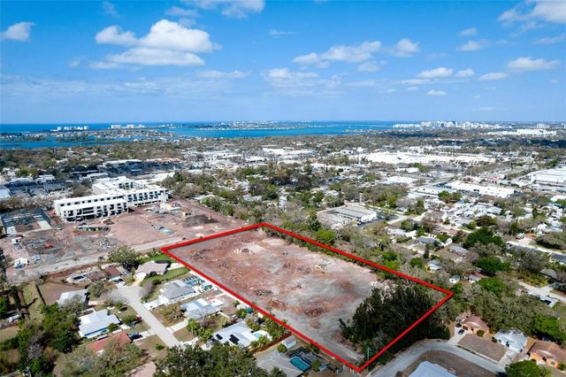 4101 S SCHOOL AVENUE, Sarasota, FL 34231