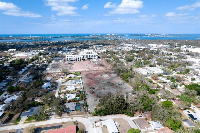 4101 S SCHOOL AVENUE, Sarasota, FL 34231