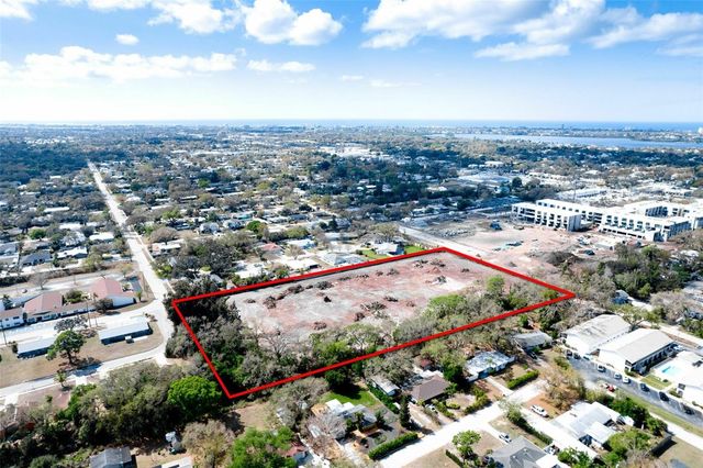 4101 S SCHOOL AVENUE, Sarasota, FL 34231