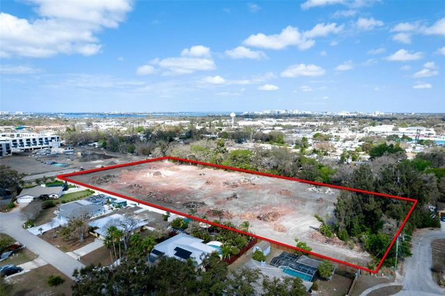 4101 S SCHOOL AVENUE, Sarasota, FL 34231