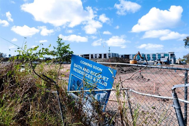 4101 S SCHOOL AVENUE, Sarasota, FL 34231