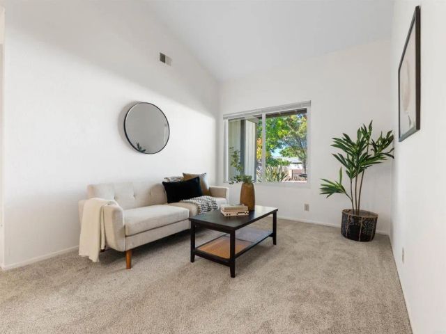 631 Persimmon Way, Oceanside, CA 92058