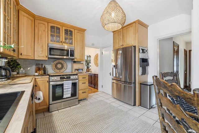 614 E GRANT STREET, Appleton, WI 54911